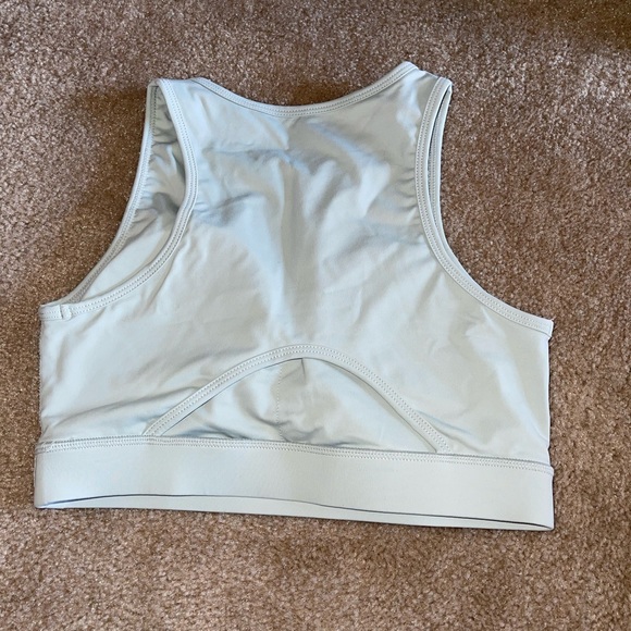 Mono B brand sports bra - Picture 2 of 2